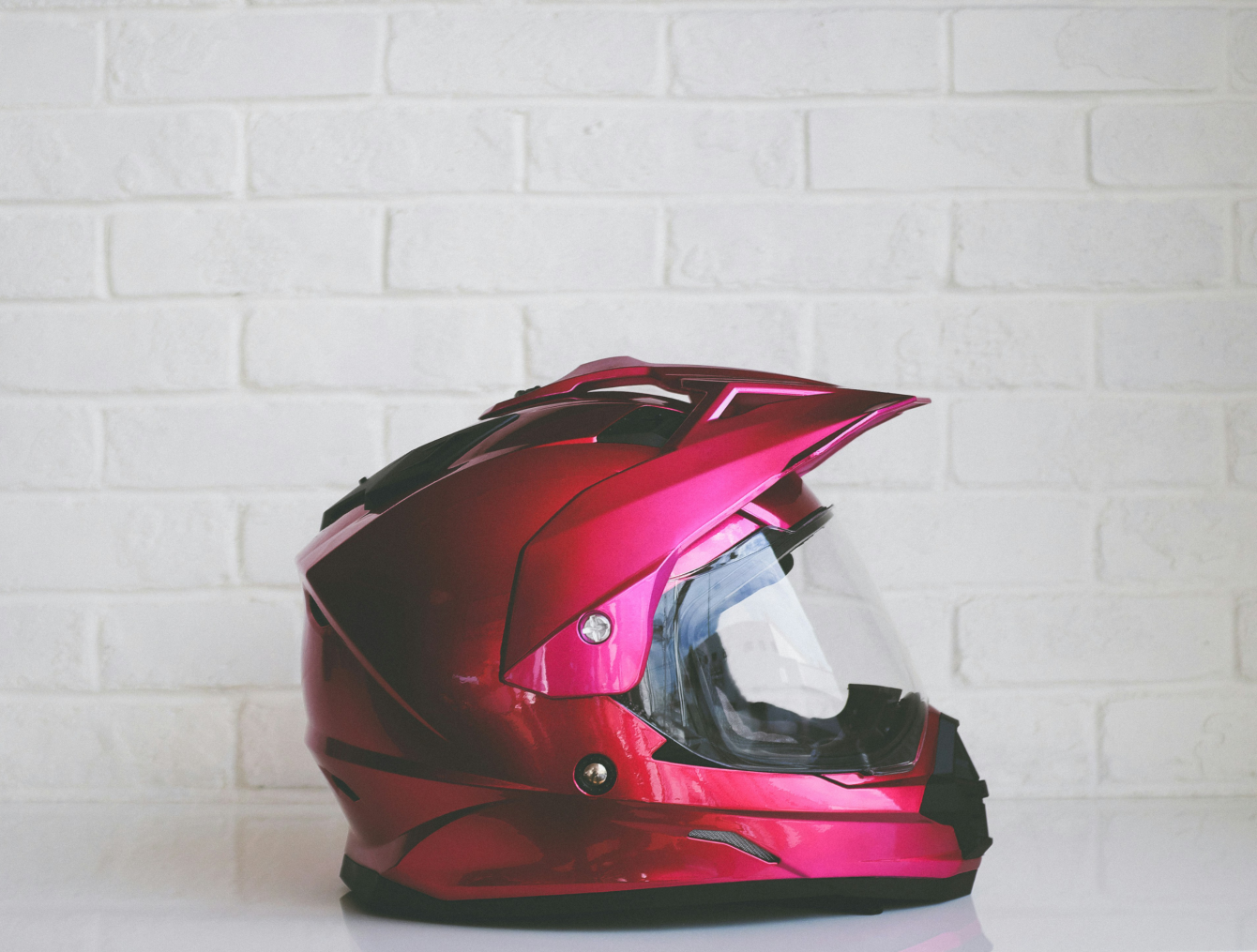 Como limpar capacetes de moto com vapor