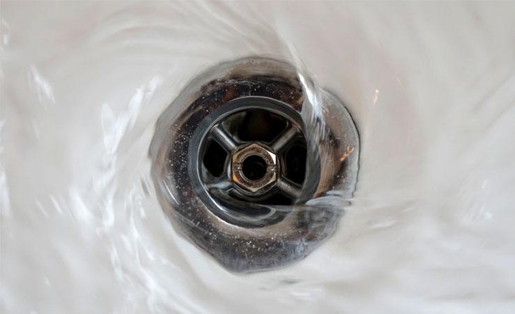 Limpeza ecológica dos esgotos domésticos