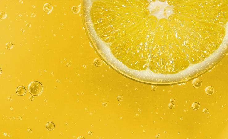 Detergente para lavar a louça feito por si